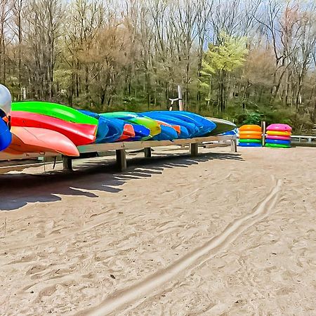レイク・ハーモニー Big Boulder Base Campヴィラ エクステリア 写真